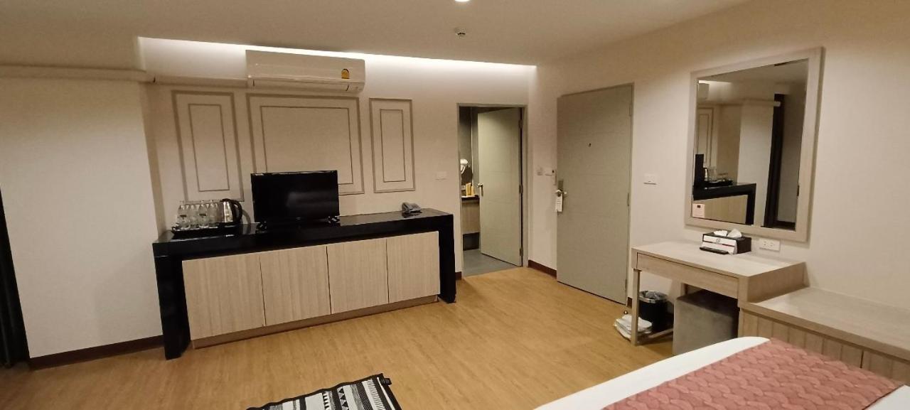 The Airport Courtyard Suvarnabhumi Airport Bangkok Luaran gambar A room at the hotel
